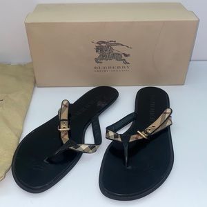 Burberry Flip Flop Parsons Flat Sandal, EUR 38